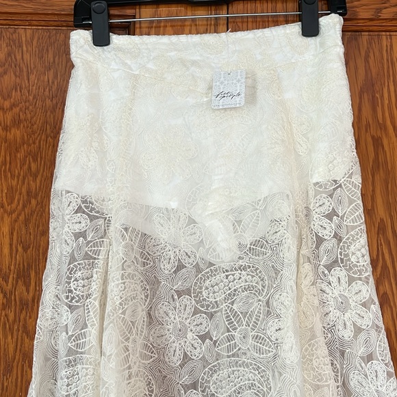 Free People Beat of the Moment Lace Maxi Skirt Sheer with shorts NWT - Picture 6 of 16